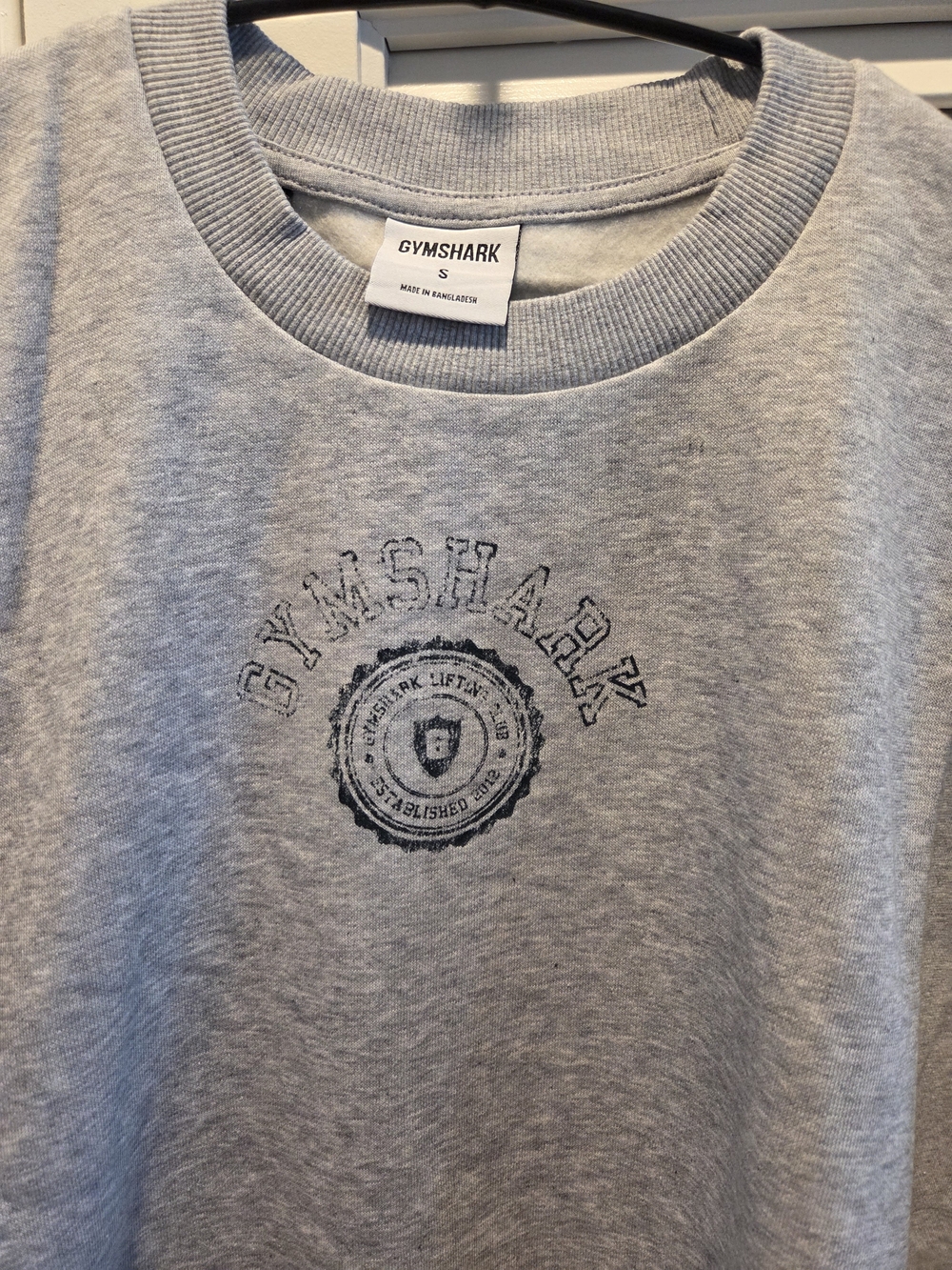NWT Women's Gymshark Gray Cropped Crewneck Sweatshirt - Size S - Picture 2 of 5